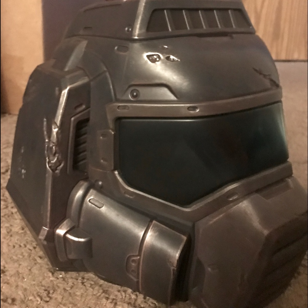Doomguy’s Helmet